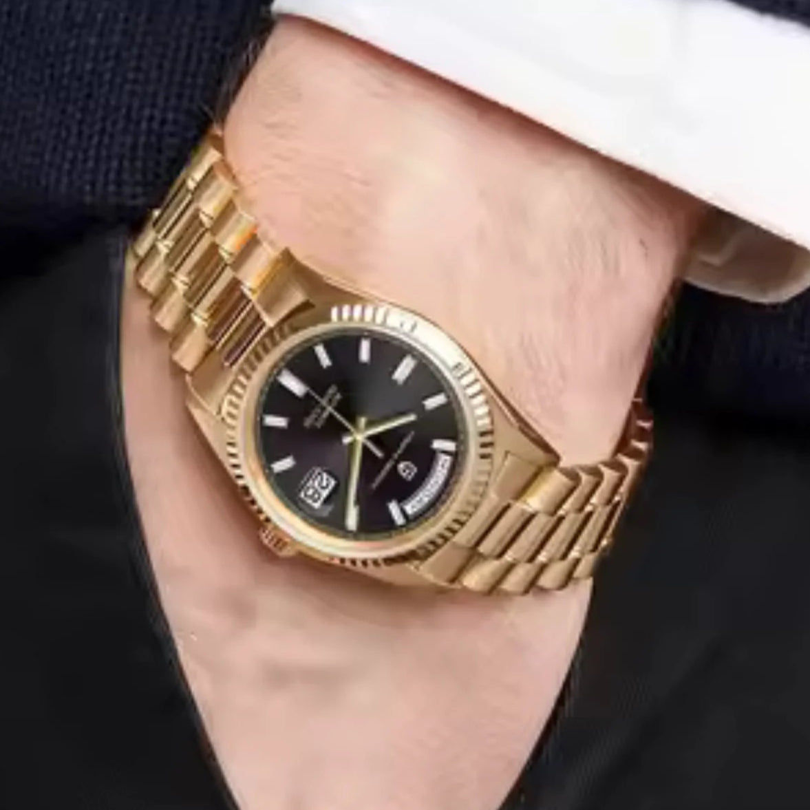 Orion Date Gold - 40mm